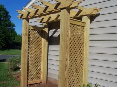 Custom Lattice Screen Arbor Installation