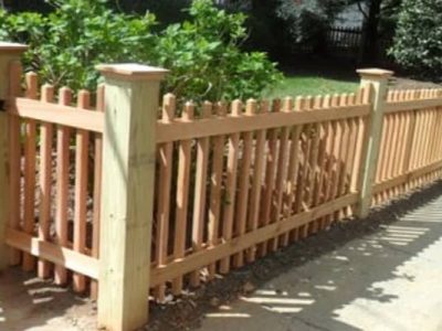 Pointed Picket with Custom Dip and Wood Post Caps Fence