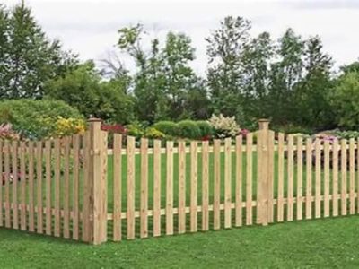 Spaced Picket with Dip Fence